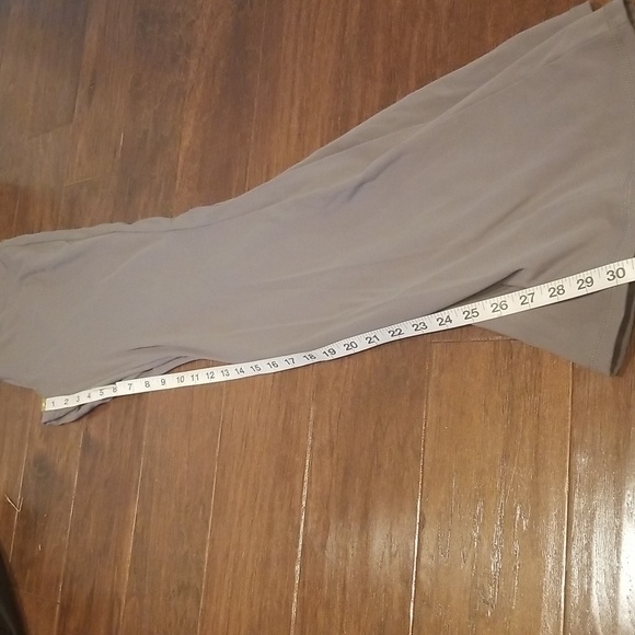 Forever 21 Grey Flare Leg Yoga Pants - Picture 5 of 6